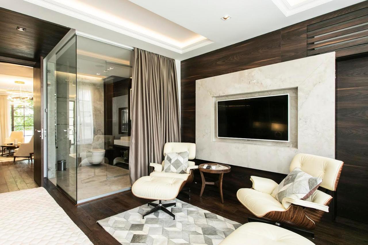 A True Touch Of Luxury Appartement Belgrado Buitenkant foto