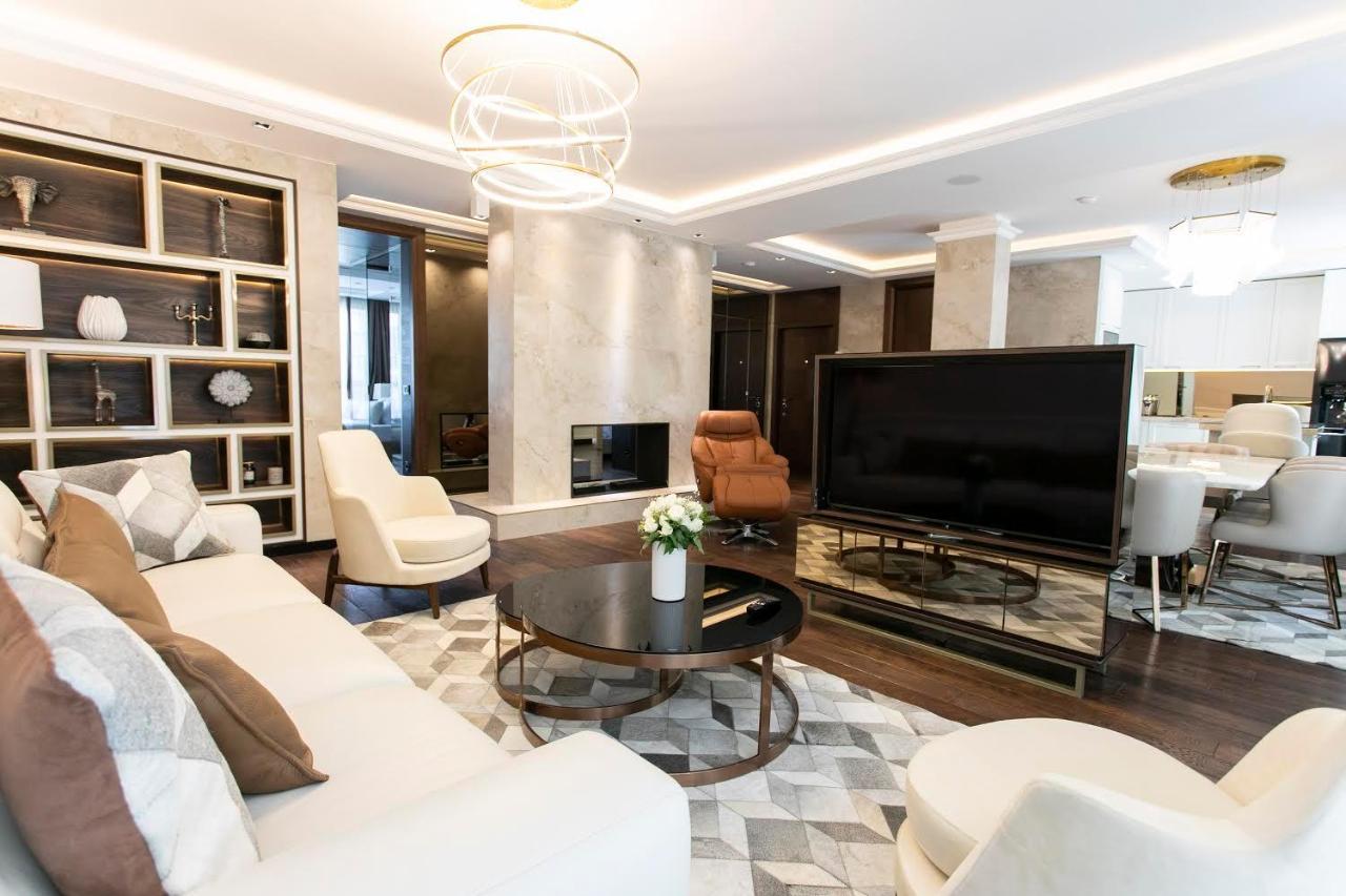 A True Touch Of Luxury Appartement Belgrado Buitenkant foto