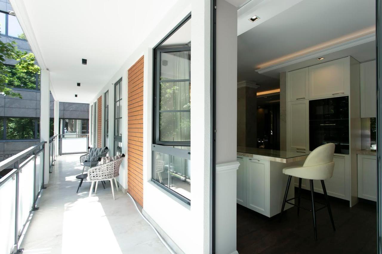 A True Touch Of Luxury Appartement Belgrado Buitenkant foto