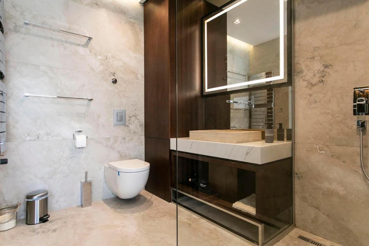 A True Touch Of Luxury Appartement Belgrado Buitenkant foto