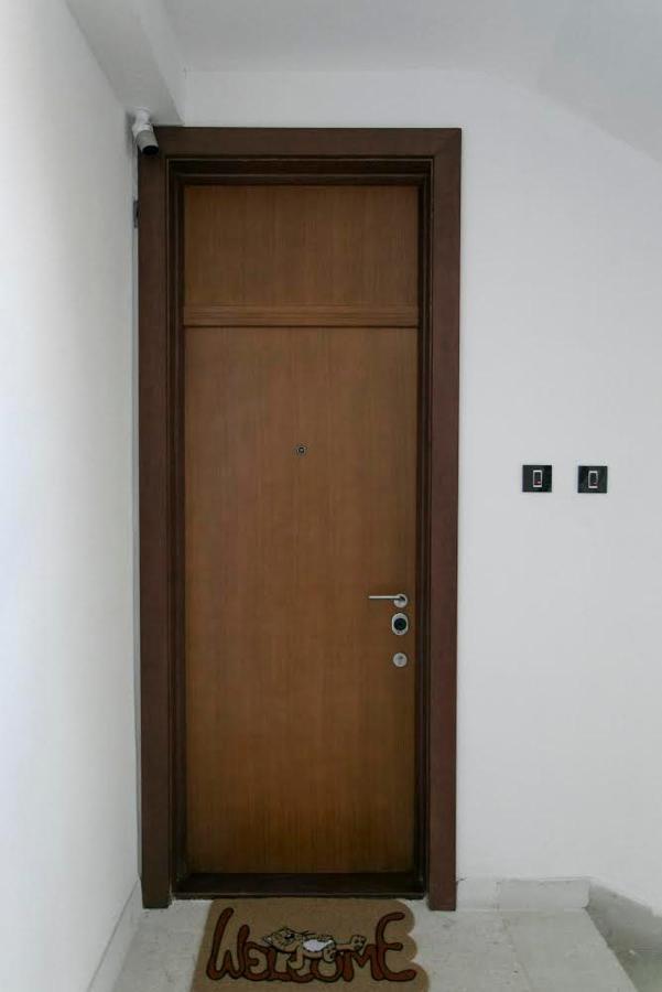 A True Touch Of Luxury Appartement Belgrado Buitenkant foto